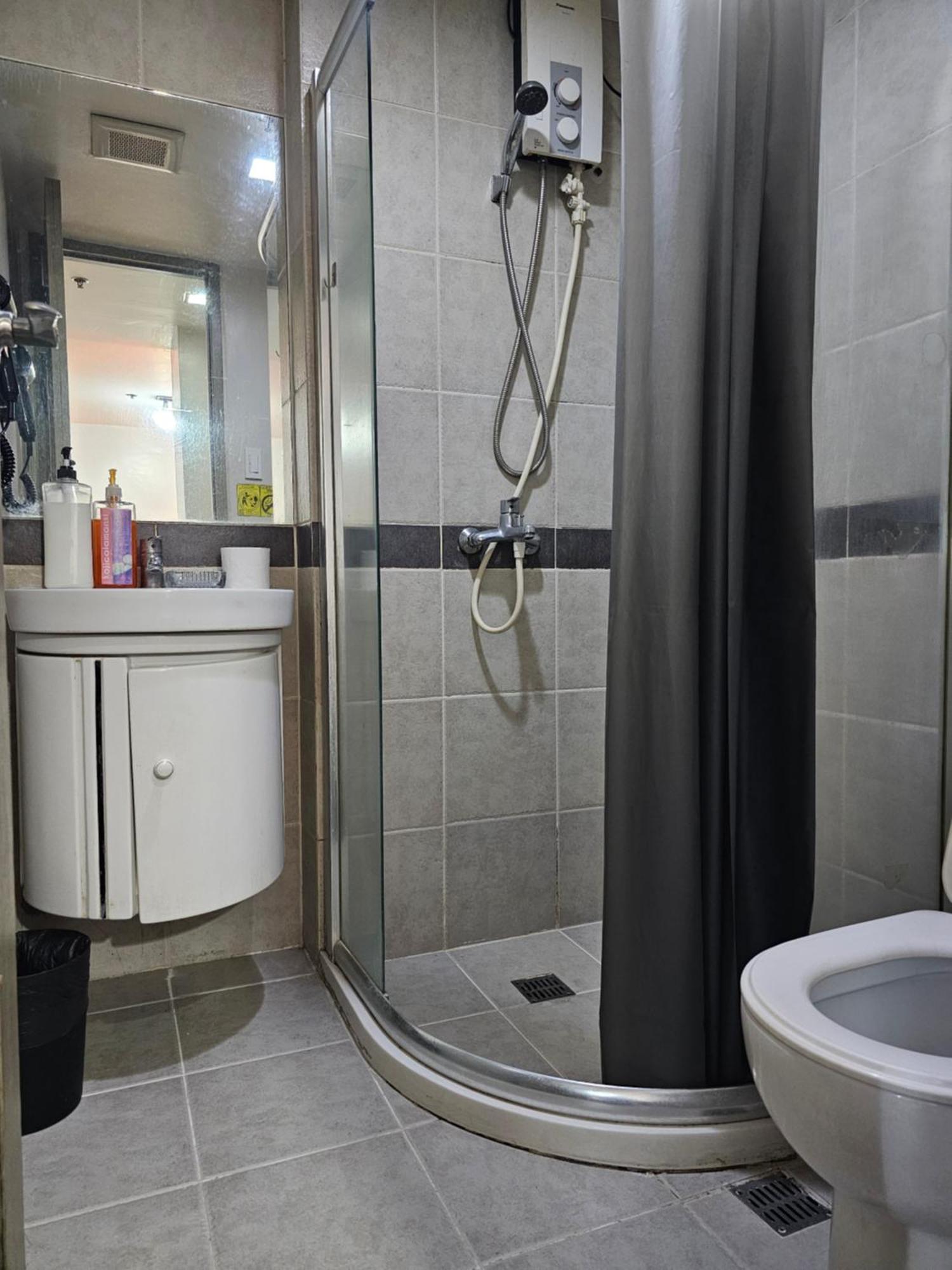 Solemare Parksuites Condominium - Condo R Us Manila Kültér fotó